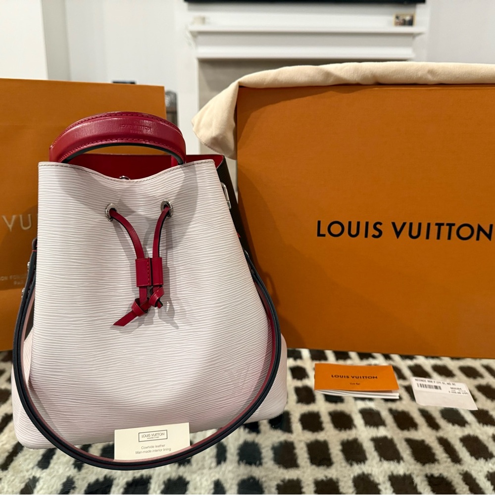 Louis Vuitton Neonoe MM